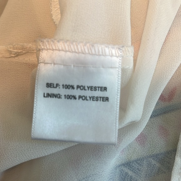 Rose and Olive fully lined sleeveless top. Size M - Picture 9 of 10